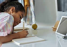 child at computer